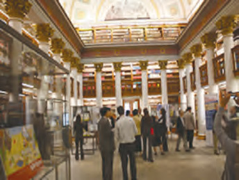 写真：海外セミナーの様子